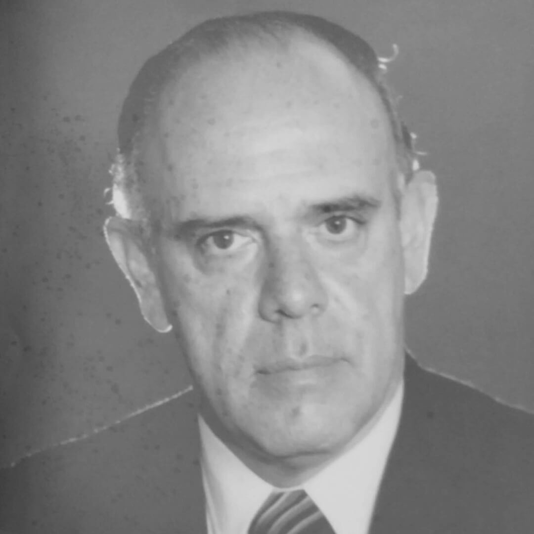 Luis E. Pérez Olivares